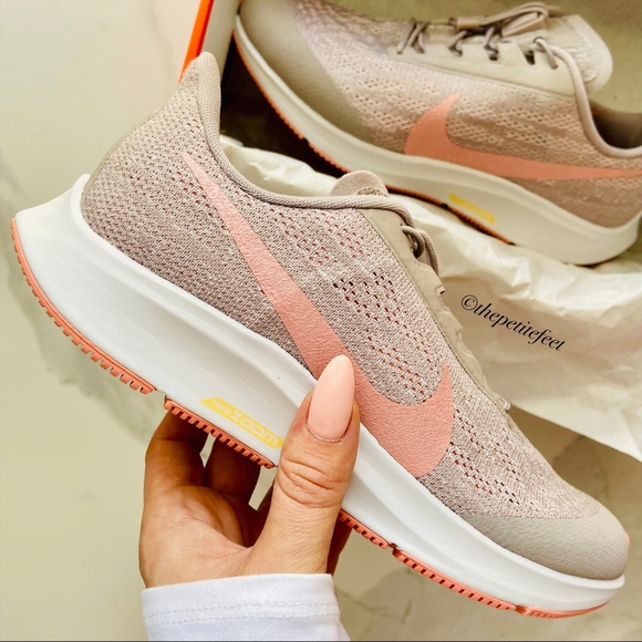 Nike Shoes - NWT Nike air zoom Pegasus 36 flyease